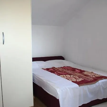 Dzafic Apartment